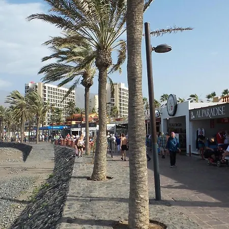 El Paraiso Apartment *
